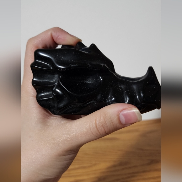 Snowflake Obsidian Dragon Skull - Picture 9 of 9